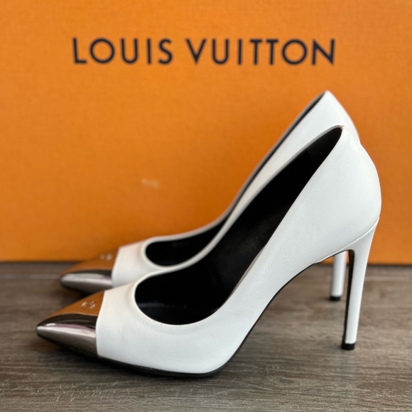 Louis Vuitton Leather White Black Heels Pumps Size 37 - Picture 2 of 11